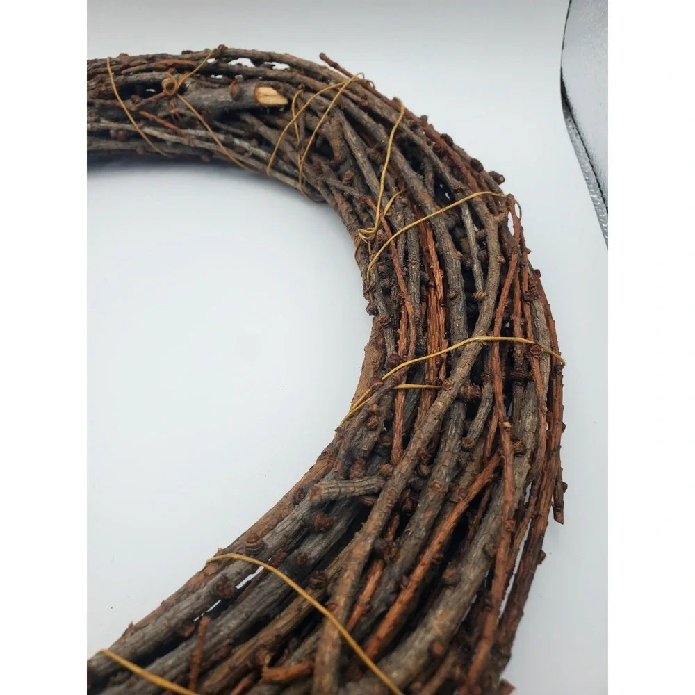 Homemade Wreath (Real Branches) - Decorate to make your own rustic creation